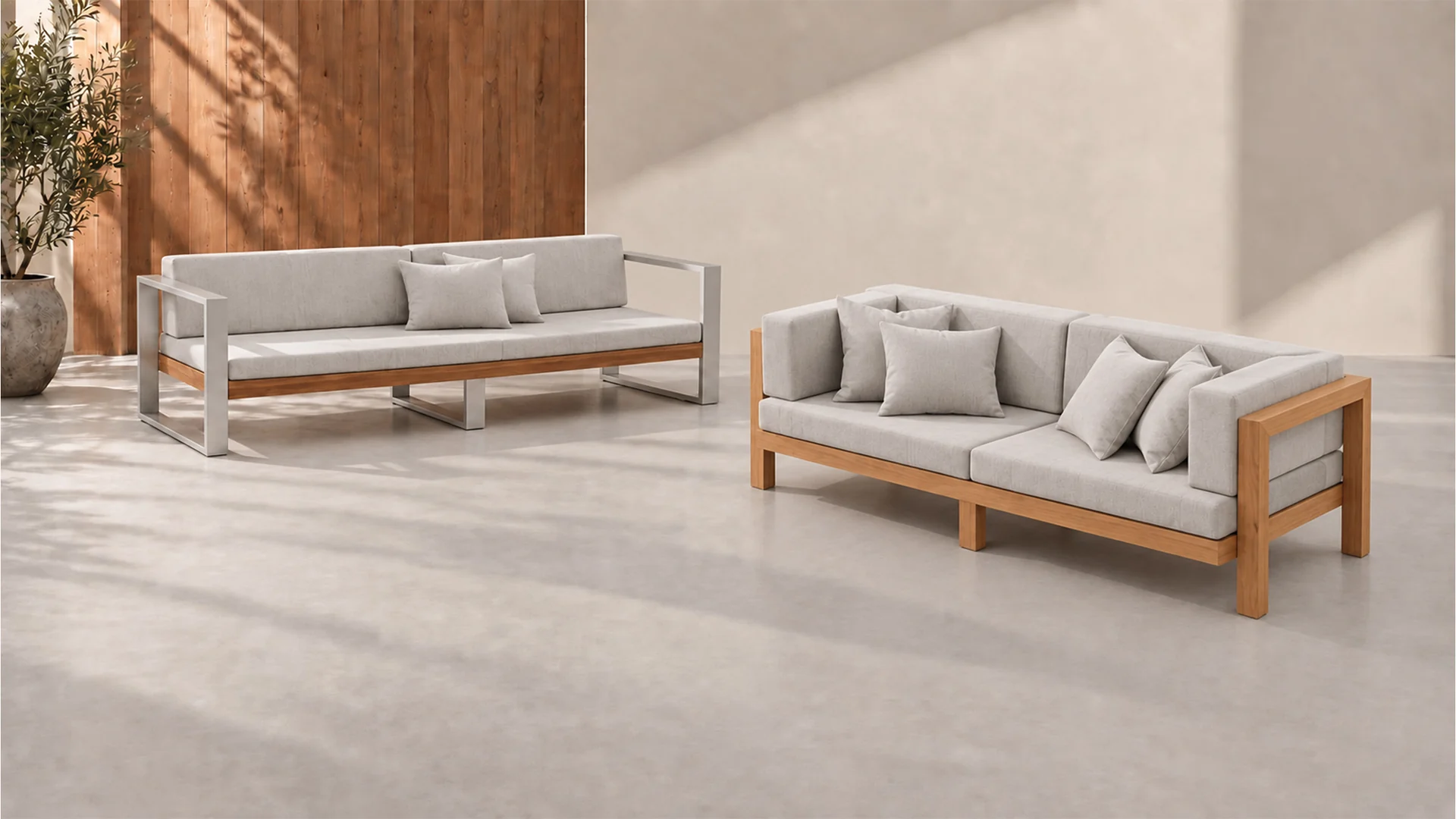 Dos sofás de exterior con cojines grises, uno con estructura de aluminio y otro en madera