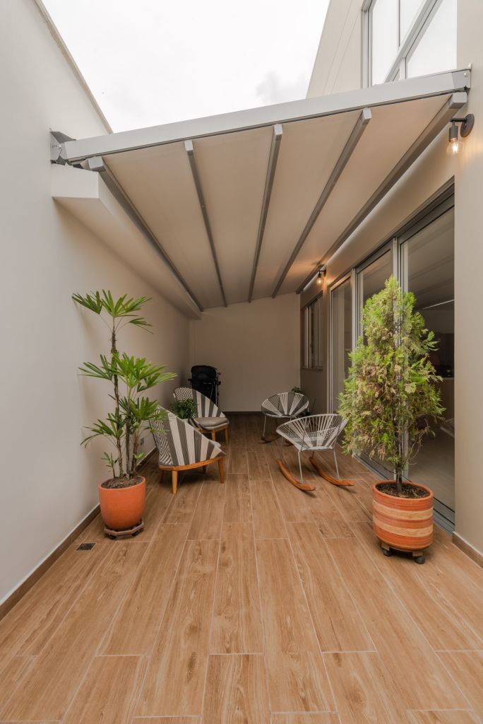 Pergola cerrada patio — LO IMPORTANTE ES LO DE AFUERA