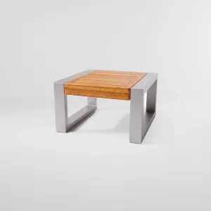 Mesa Auxiliar Japón Aluteca, Colección Japón: vista completa desde otro ángulo