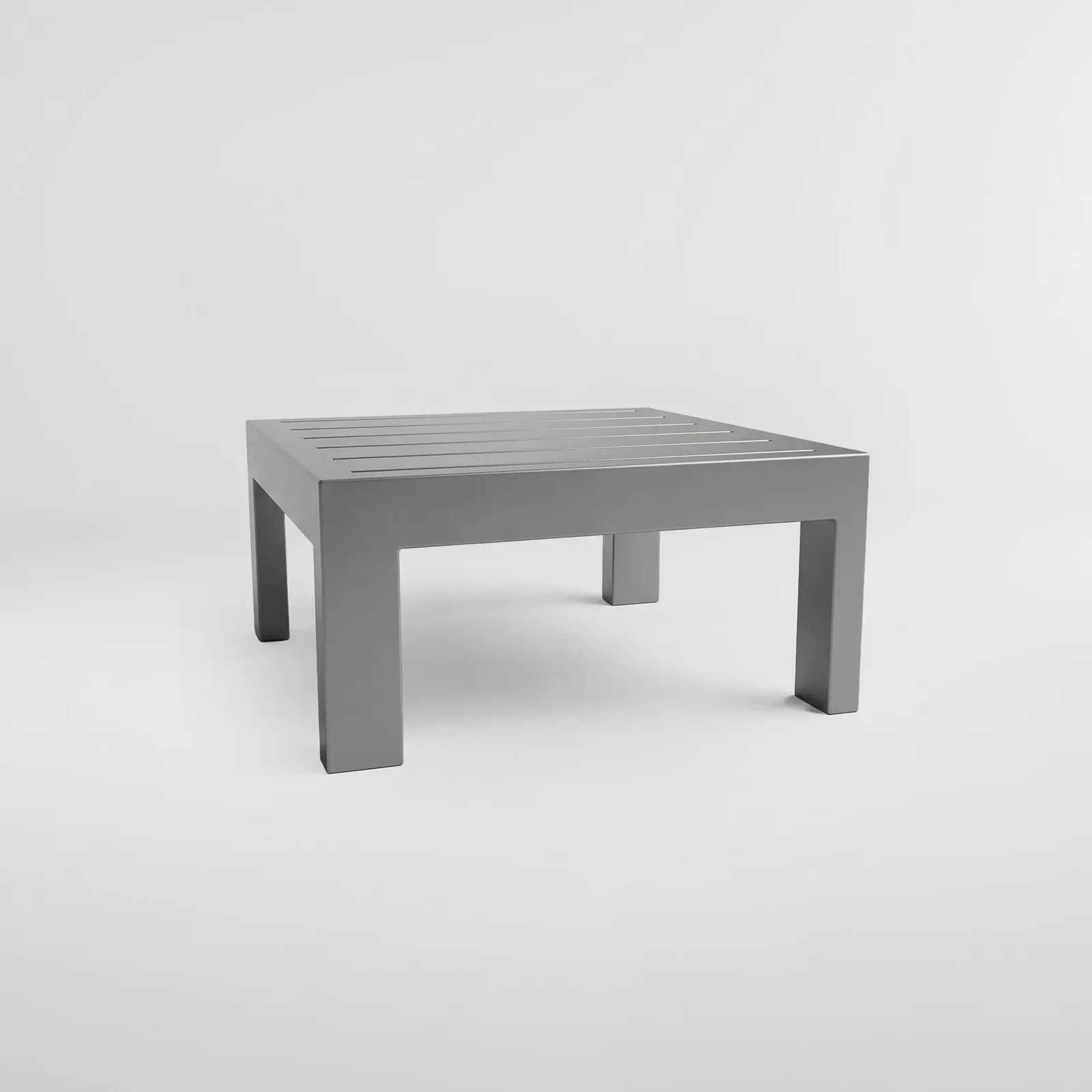 Mesa Auxiliar Montecarlo Solo Aluminio, Colección Francia: vista completa en estudio