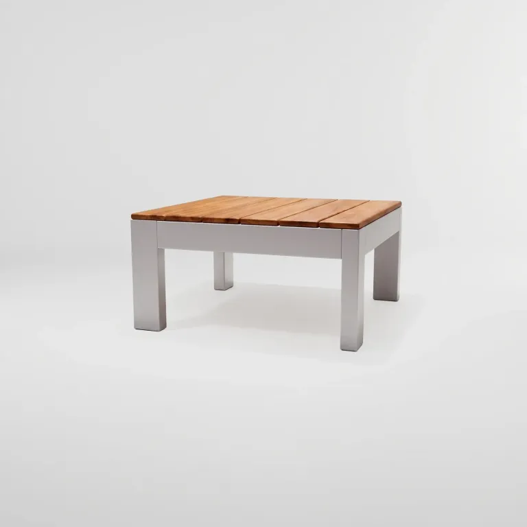 Mesa Auxiliar Montecarlo Aluteca, Colección Francia: vista completa en estudio