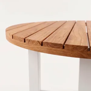 Mesa Circular Alpes Aluteca, Colección Francia: detalle del acabado