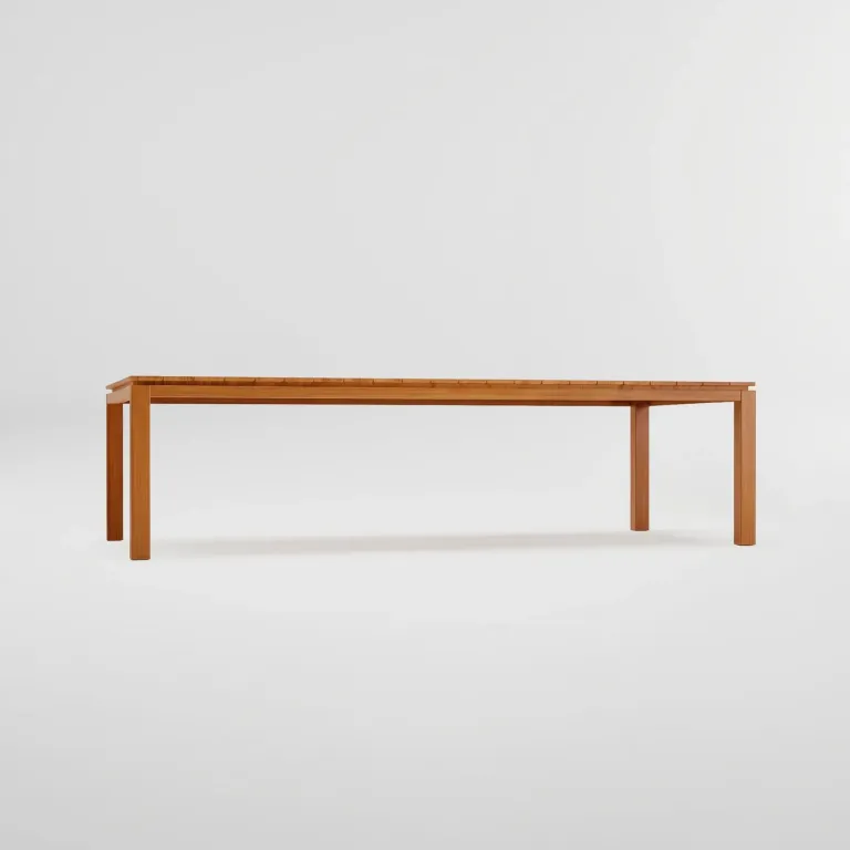 Mesa Extensible Alpes, Colección Francia: vista completa en estudio