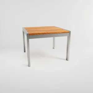 Mesa Sappai Aluteca, Colección Japón: vista completa desde otro ángulo