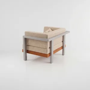 Poltrona Montecarlo Aluteca, Colección Francia: vista completa desde otro ángulo