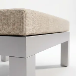 Pouf Montecarlo Solo Aluminio con Cojín, Colección Francia: detalle del acabado