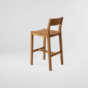 Silla Bar Bretaña Teca, Colección Francia: vista completa desde otro ángulo