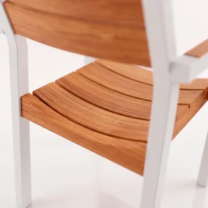 Silla Bretaña Aluteca con Brazo, Colección Francia: detalle del acabado